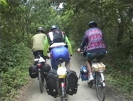 Continuing along the Tarka Trail south of Bideford